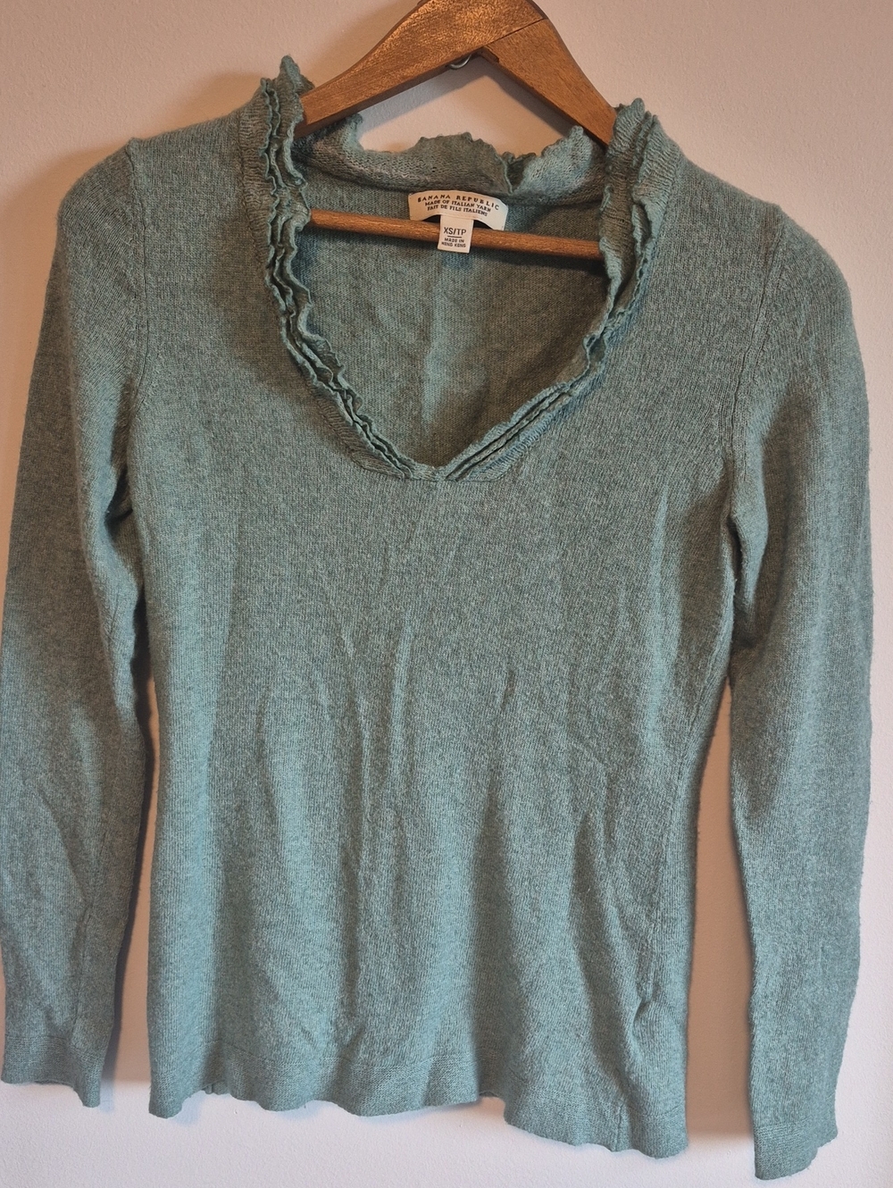 Banana Republic Wool Blend Seafoam Green Ruffle V-Neck Sweater